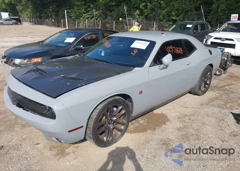 2021 Dodge Challenger R/T Scat Pack z USA, uszkodzony, nr VIN 2C3CDZFJ2MH537707
